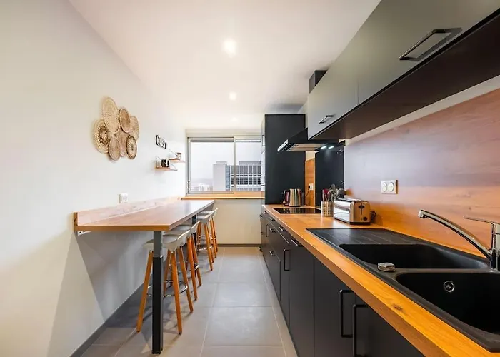 Le Prouve * Parking Prive Inclus 公寓